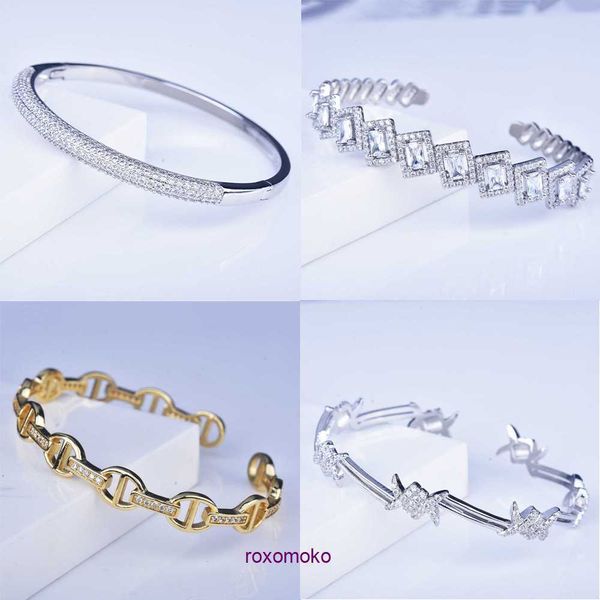 Оптовая h Home Designer Bracelets для продажи онлайн -знаменитость Tiktok Live