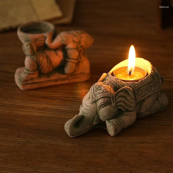 Portacandele WHYOU Sud-est asiatico Artigianato per sculture di sabbia Tailandia Candeliere elefante fatto a mano Ornamenti creativi per decorazioni desktop per la casa