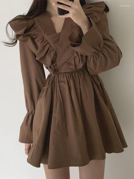 Повседневные платья Qweek Vintage Ruffles Short Women Korean Fashion Wrap Brown Mini Dress 2023 Весеннее лето kpop v-rece