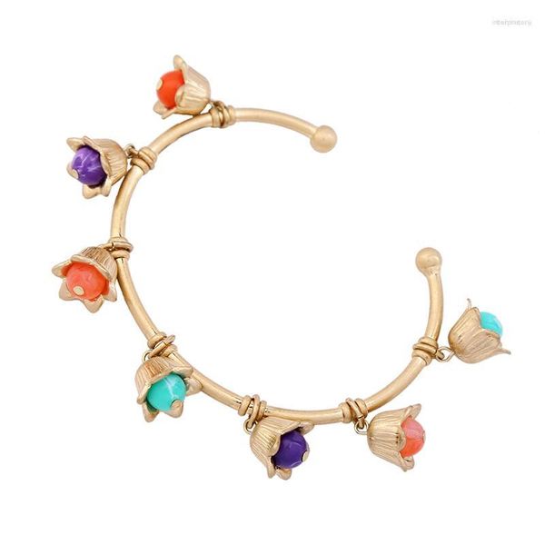 Bangle Prezzo all'ingrosso Perline acriliche colorate Braccialetti con ciondolo a campana piccola 2023 Bracciale aperto in rame per le donne Gioielli di marca all'ingrosso