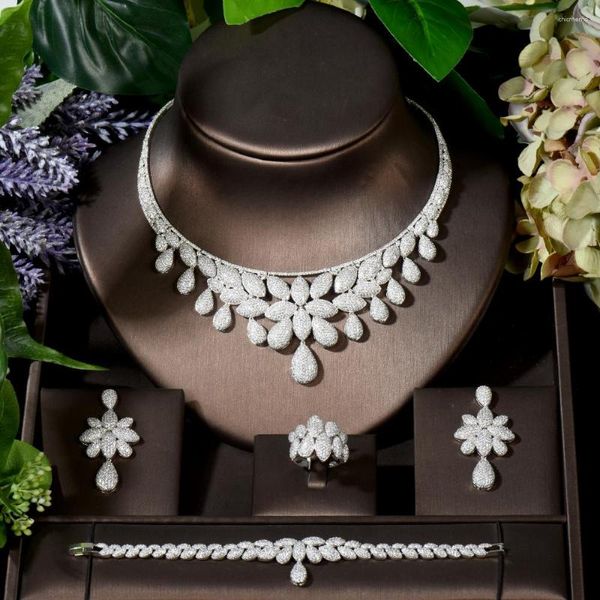 Kolye küpeleri set moda 4pcs yaprak şekli beyaz cz taş küpe takı kadınlar için parüre bijoux femme mariage nişan n-1596