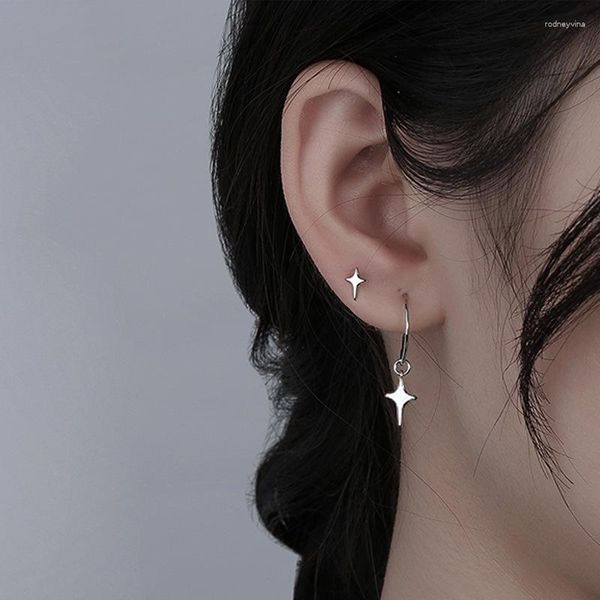 Brincos de tachas de prata assimétricas pequenas estrelas para mulheres personalidade starlight studs joias de moda coreanas por atacado