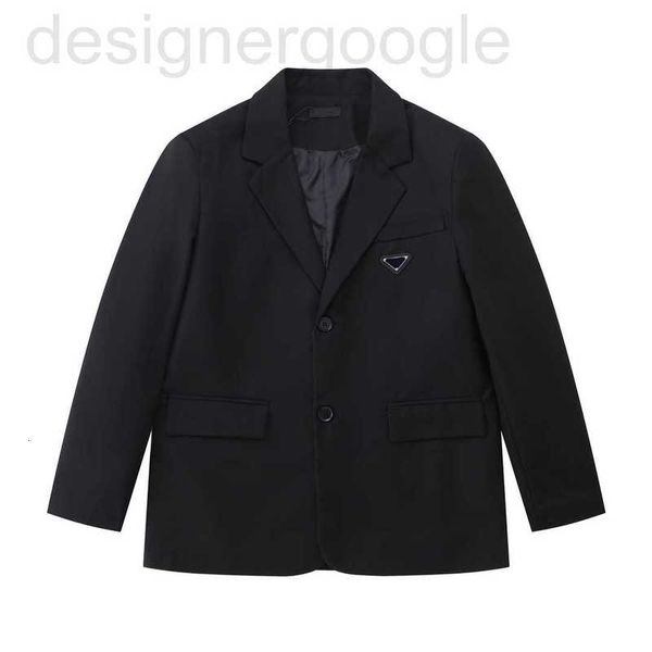 Herrenanzüge Blazer Designer 2023 Blazer für Männer klassische Arbeitsmäntel Jacken Frühling und Herbst neue dreieckige Metallabzeichenstickerei Lockerer bequemer V-Ausschnitt