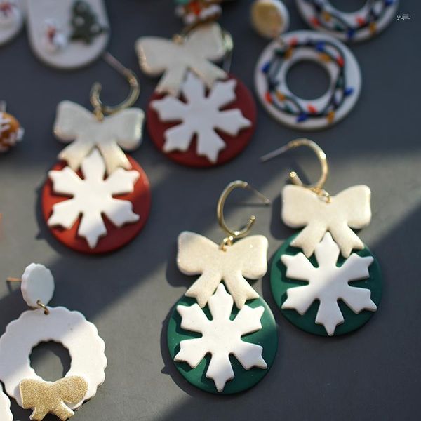 Stud Küpeler Gizem Paketi El yapımı Noel Tatil Sezonu Çok Renkler Şekiller Polimer Kil Desen Sarkla Setler Kadın Mücevherleri 3