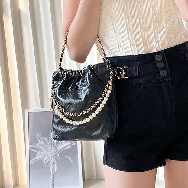 Tasarımcı Çanta 20cm Orijinal Deri Mini Hobo Çantası Lüks Crossbody Çanta İnci Altın Para Zinciri Çanta Kutu YC015-2