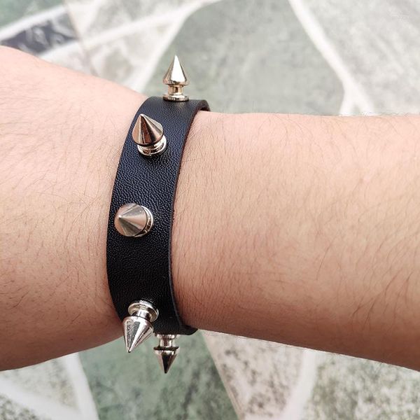 Charm Bracelets Pulseira Masculina Punk Harajuku Preto Pulseira de Couro PU Barra Goth Rebites Podem Ser Jóias Ajustadas