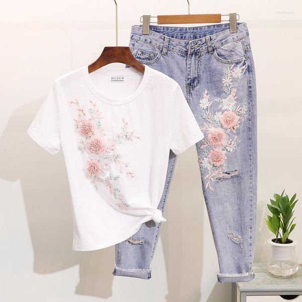 Agasalhos femininos verão duas peças jeans com miçangas bordados com flores sólidas camiseta de manga curta jeans rasgados cortados