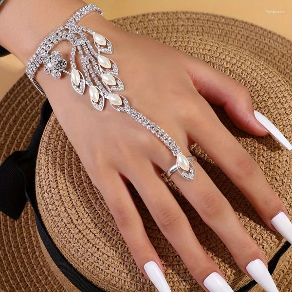 Charm Bracelets Bohemian Dinner Bride Elegant Ring Bracelet Crystal Barefoot Sandals Toe For Women Foot Chain Jewelry Gift