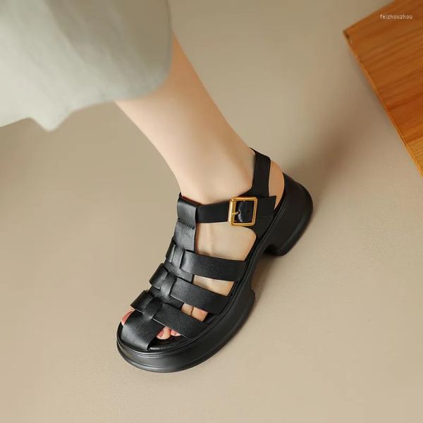 Sandalen Freizeit Frauen Sommer Gladiatoren Rom Stil Casual Outdoor Plattformen Echtes Leder Schuhe Frau 2023 Ankunft