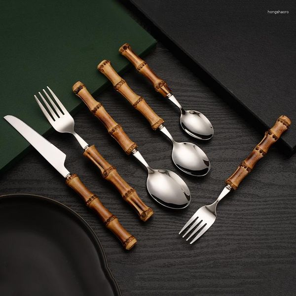 Set di stoviglie 1PC Set di posate con manico in legno in acciaio inossidabile Morsetto Stoviglie occidentali Coltello Forchetta Cucchiaio da tè Argenteria