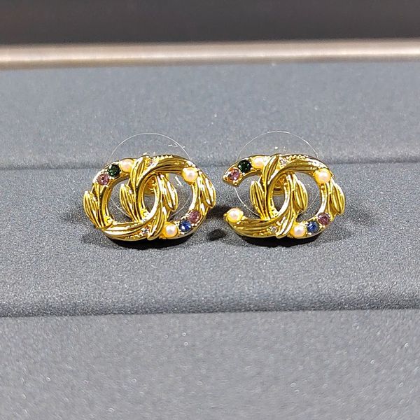 Hip-Hop-Ohrringe für Damen und Mädchen, Gold-Silber, Iced-Out-Form, quadratischer Ohrstecker mit Schraubverschluss, Schmuck, klassische Liebe, Diamant-Perlen-Rundheit. Kehren Sie zu den Alten zurück