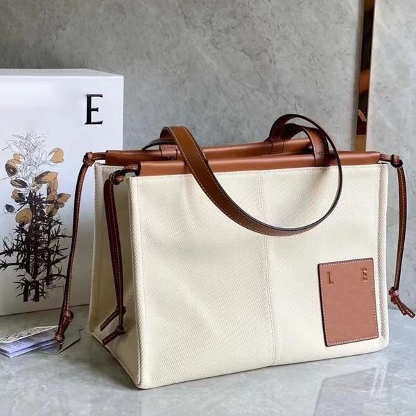 2023 novo LOEEWE Pochete feminina masculina Cross Body viagens Compras luxos Designer duffle Stuff Sacks bolsa de mão acolchoada Bolsas de ombro Envelope de lona Bolsa de embreagem Totes