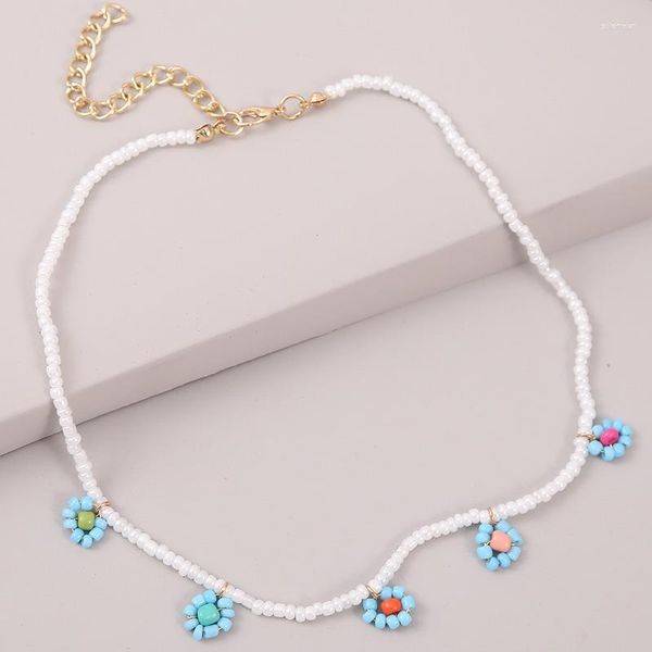 Anhänger Halsketten Mode Damen Weiße Glasperlen Halskette Handgemachte Blaue Perlen Blume Für Frauen Strand Stil Statement Schmuck