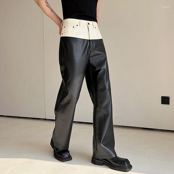 Pantaloni da uomo Designer Denim abbinato a contrasto di colore in pelle PU Versatile Straight 2023 Pantaloni a gamba larga da uomo High Street 9A7434