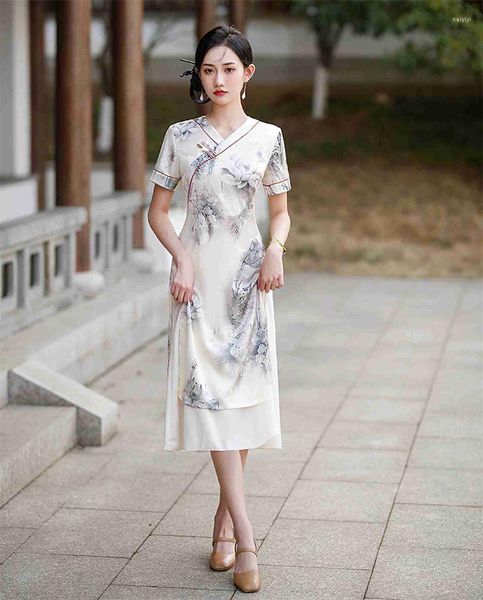 Abbigliamento etnico Tradizionale da donna con scollo a V Manica corta Qipao Sexy Raso jacquard Aodai Cheongsam Elegante abito quotidiano cinese retrò