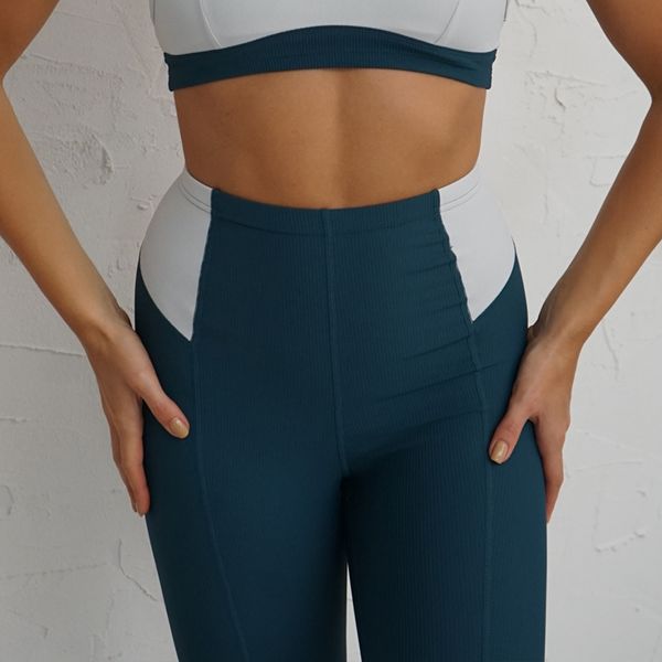 Roupas fitness europeias e americanas femininas com cor contrastante sutiã esportivo cintura alta levantamento de quadril modelador de perna legging esportiva para ioga