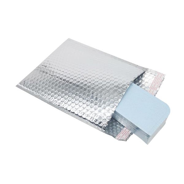 Postalar 50 PCS Gümüş Metalik Kabarcık Posta Hediye Ambalaj Kurye Zarfları Bez Nakliye Çantaları Folyo Yastık Yastıklı Nakliye Zarf