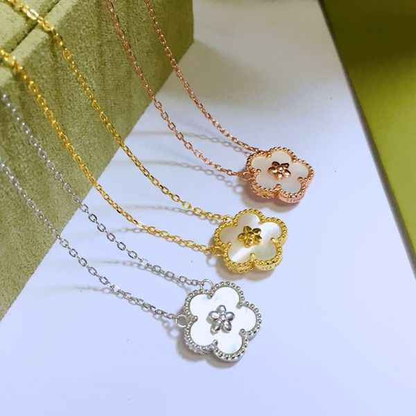 Collana con quadrifoglio Set di gioielli di design Collane con ciondolo Bracciale Orecchino a bottone Oro Argento Primavera Fortunato prugna bossom coccinella Collana Catena a maglie Regalo da donna