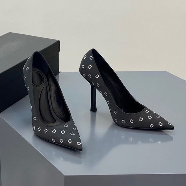 Rhinestone Glitter Pompalar Gelin Ayakkabıları Stiletto Topuklar 10 cm Kadın Saçımlı Ayak Parçası Lüks Tasarımcılar Elbise Ayakkabı Partisi Düğün Heeled Fabrika Ayakkabı