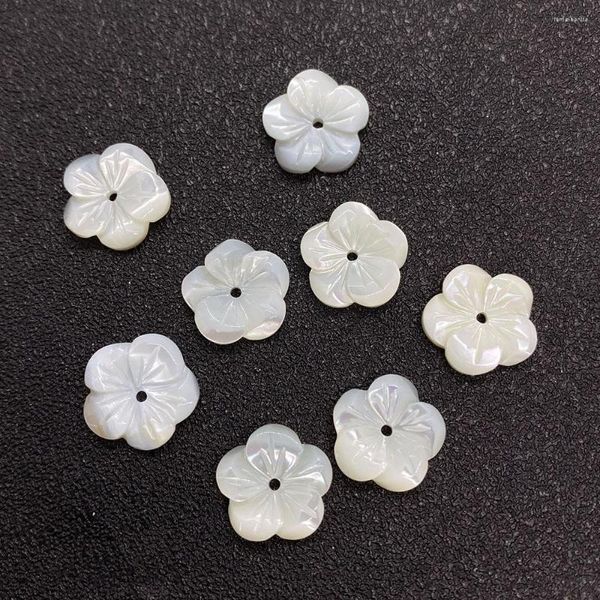 Perlen natürliche weiße Muschel blütenförmige Perlenkanten sind glatt und geeignet für DIY handgefertigte Halskette Armband Ohrringe Damen