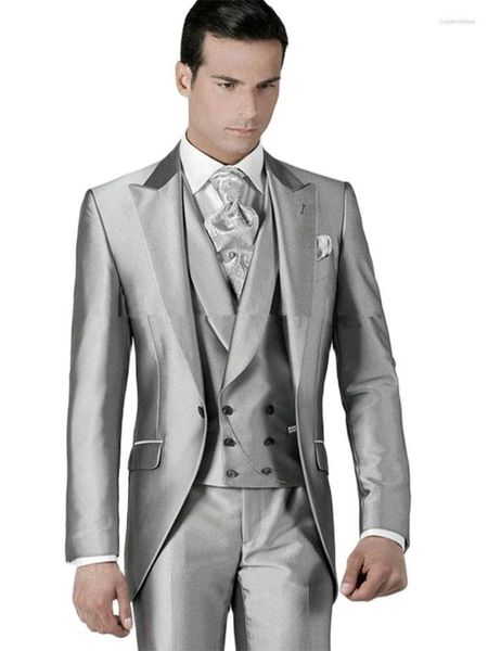 Abiti da uomo Abito da uomo 3 pezzi da uomo Slim Fit Blazer argento su misura Pantaloni Smoking in raso lucido Giacca Pantaloni Gilet Custom Made Wedding