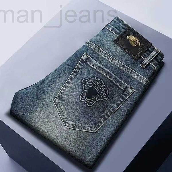 Pantaloni da uomo firmati Vers Jeanss Business Casual Long Medusa Pantaloni sportivi con bottoni dorati Jeans larghi per Mpix 08TB