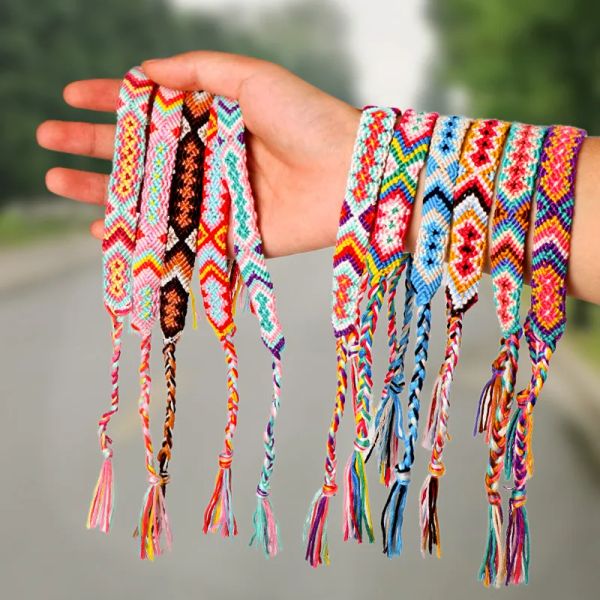 Nepal Boho Hand Weave Gevlochten Armbanden Polsband voor Vrouwen Vriend Boheemse Katoenen Touw Etnische Charm Bangle