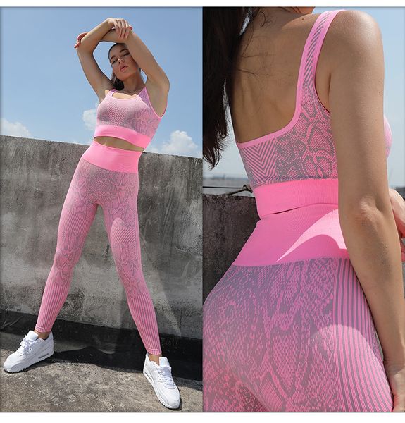 Amazon vendita calda sexy pelle di serpente anca pesca abiti da yoga europei e americani reggiseno sportivo da donna pantaloni da yoga senza cuciture