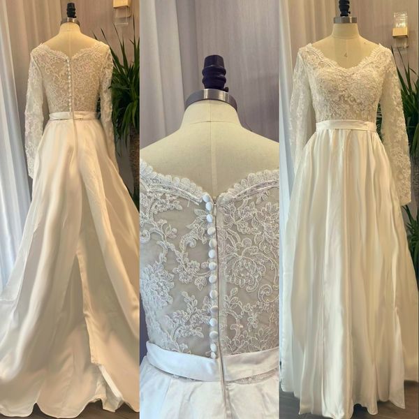 Immagine reale Abiti da sposa sexy A Line Scollo a V Illusion Appliques in pizzo Maniche lunghe Bottone in raso Lunghezza del pavimento Plus Size Abiti da sposa formali