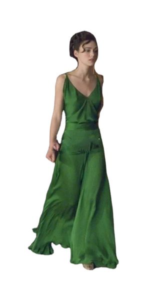 Schöne grüne Abendkleider von Keira Knightley aus dem Film Atonement, entworfen von Jacqueline Durran. Langes Promi-Abschlussballkleid