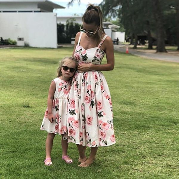 Lässige Kleider 2023 Familie passende Sommer Maxi Tank Kleid Mama und ich Mutter Tochter Patchwork Floral lang elegant für Frauen Kind Mädchen