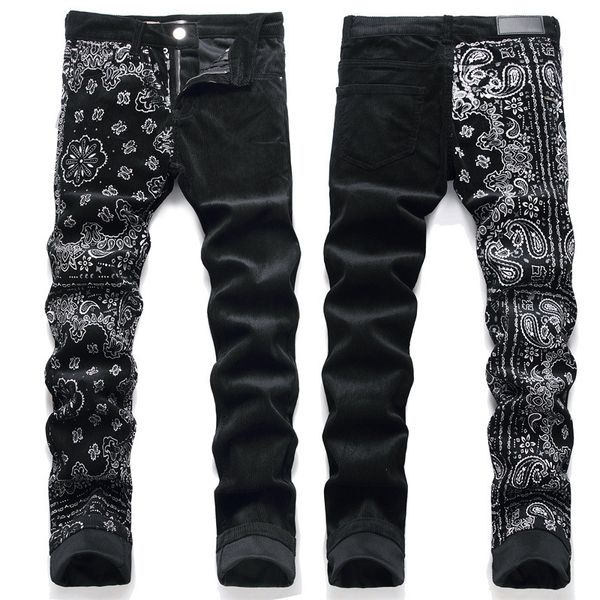 Jeans homem preto de veludo cotelê com efeito estampado