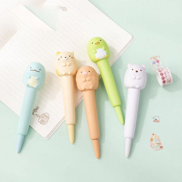 Stifte 20 PCs/Los Kawaii Sumikko Gurashi Schwamm Gel Pen niedlich 0,5 mm schwarzer Tinte Signature Stifte Werbegeschenk -Büro -Schulmaterialien