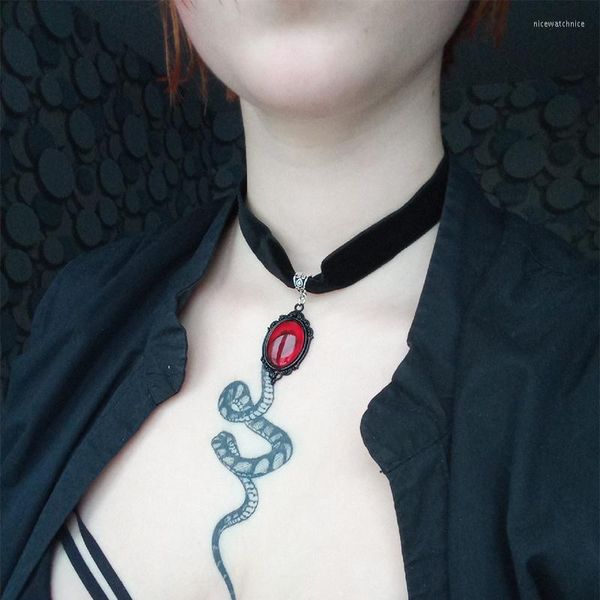 Anhänger Halsketten Gothic Vampir Geprägte Charme Halskette Für Männer Frauen Roten Kristall Mode Hexe Schmuck Geschenk Geheimnis Choker 2023