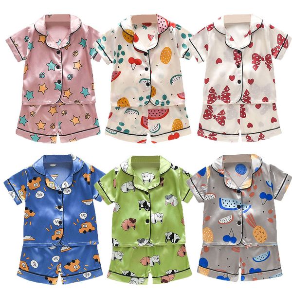 Комплекты одежды Детский пижамный комплект Шелковый пижамный комплект для мальчиков и девочек с мультяшным принтом Блузка с коротким рукавом Топы Шорты Нижнее белье Детский пижамный костюм 230627