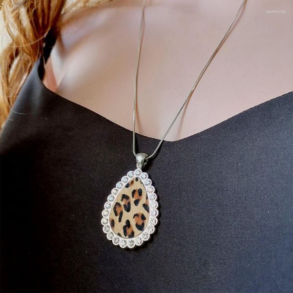 Collane con ciondolo in vera pelle Hidewide Leopard Texture Teardrop Vintage Cowhide Flower Pattern Pendenti Gioielli occidentali per le donne