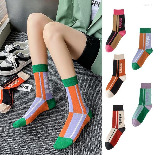 Kadın Socks Kadın Moda Mektubu Renk Kontrast Bahar Çorapları Orta Tüp Konforlu Kızların Sonbahar ve Kış Sokak Sporları