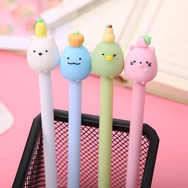 PENS 50pcs carino molang coniglio gel penne kawaii frutta 0,5 mm inchiostro nero firma materiale di articoli di cartoleria di articoli per la scrittura di articoli per la scrittura