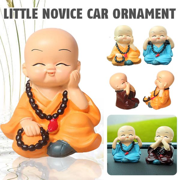 Oggetti decorativi Figurine 4 pezzi Set Resina intagliata in stile cinese Statua di Buddha Car Doll Ornament Creative Lucky Fortune Home Office Decor Accessori 230627