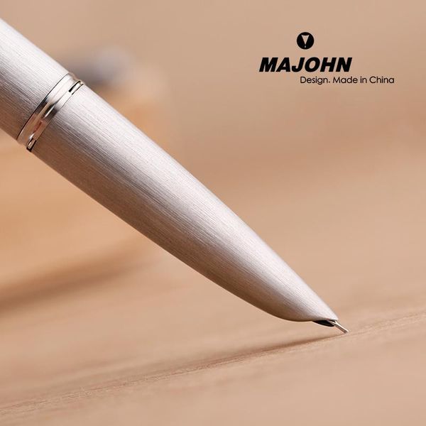 Pens Matte Moonman Ti200 Metal Fountain Pen Titanium liga Fine Nib / 14k Gold 0,5mm com caneta de tinta para escritórios de escritórios de conversor