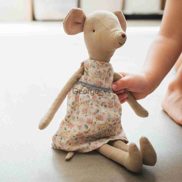 Animais de pelúcia de pelúcia, rato de linho, algodão macio, brinquedo de pano com vestido removível, ratinhos feitos à mão premium, boneca de tecido, rato de pelúcia menina J230628