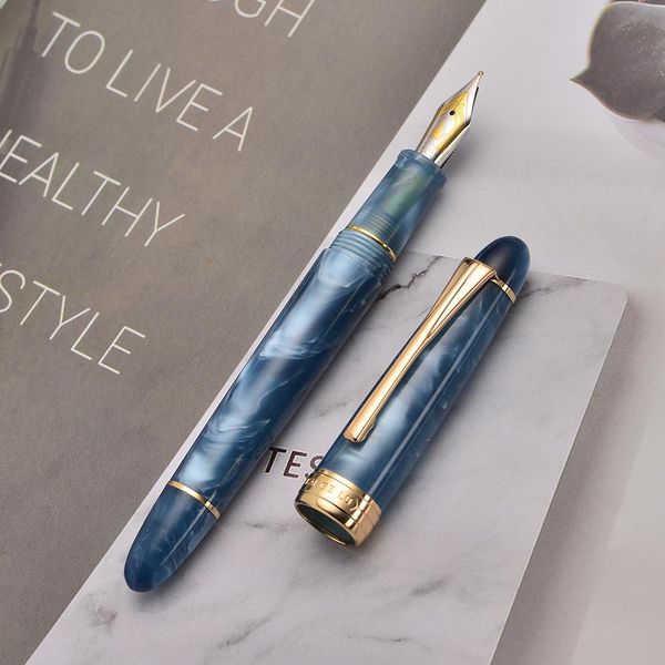 Pens Kaigelu 356 Harz Fountain Stift mit goldenem Clip EF/F/M NIB Schöne 4 Farben Schreiben Geschenkintenfabrik für Bürogeschäftshaus