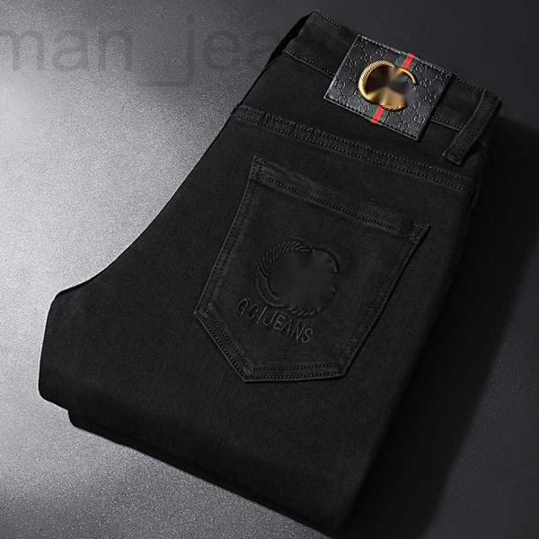 Jeans da uomo firmati Marca denim da uomo autunno e inverno nuovo elastico aderente nero tendenza moda casual versatile YZIG