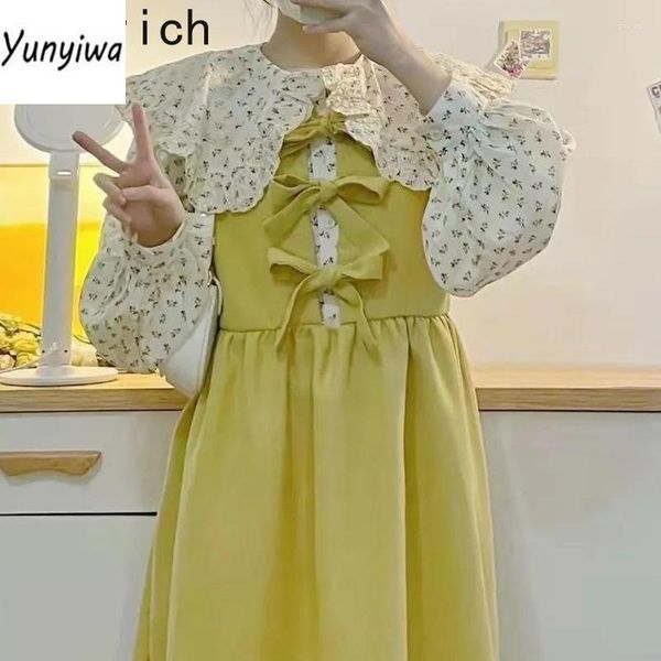 Abiti da lavoro Sweet 2 Piece Set 2023 Spring Girls Y2k Loose Gentle Floral Colletto per bambole Camicetta a maniche lunghe Cinturino Abito giallo