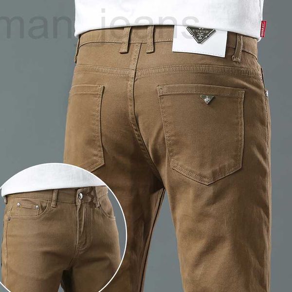 Erkek Kot tasarımcısı İlkbahar ve yaz aylarında yeni kot pantolon, erkekler için lüks, Kore versiyonu, ince elastik ayaklar, dar kesim pamuklu Haki Avrupa pantolon M710