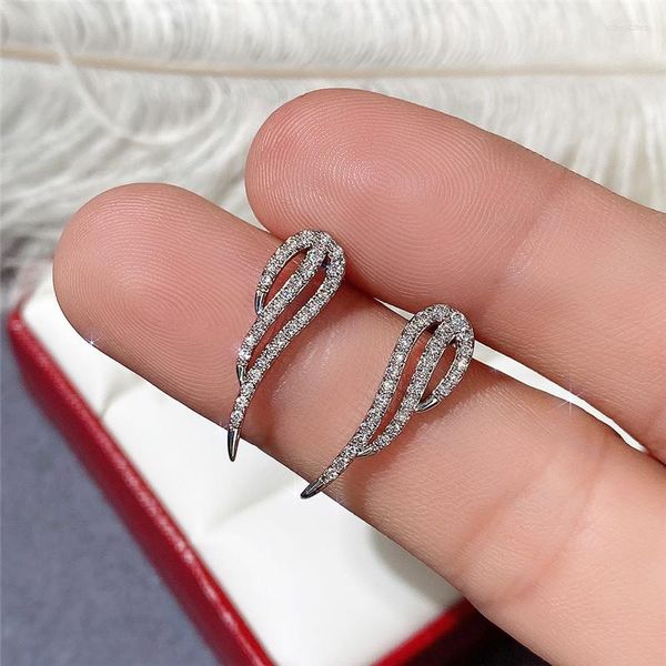 Серьги-гвоздики Huitan Fashion Luxury Wing With Shiny CZ Stone Personality Accessories For Women High Quality Silver Color Ear Jewelry