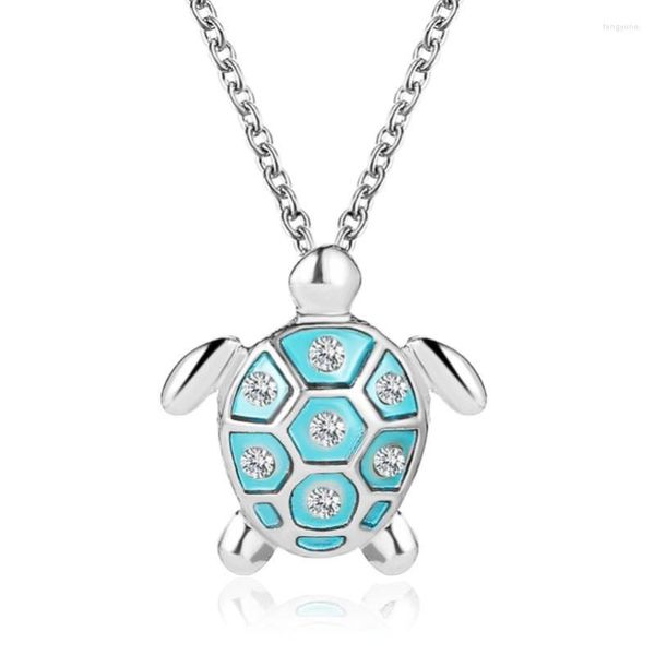 Collane con ciondolo Semplice catena leggera Blu Tartaruga bianca Bling Starry Clear Crystal Charm Collana in lega di gioielli per le donne