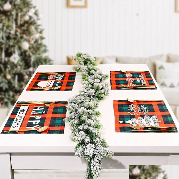 Tovagliette per decorazioni natalizie Tovagliette per tavolo da pranzo scozzesi a quadri rossi e verdi Decorazione natalizia per la casa 44 x 33 cm Kdjk2108 Drop Delivery G Dhhqv
