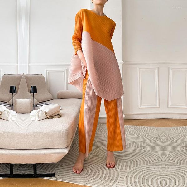 Damen T-Shirts YUDX 2023 Miyake Plissierter Anzug Herbst Mode Design Sense Neck Color Matching Top Wide Leg Hosen Lose Zweiteiliges Set für