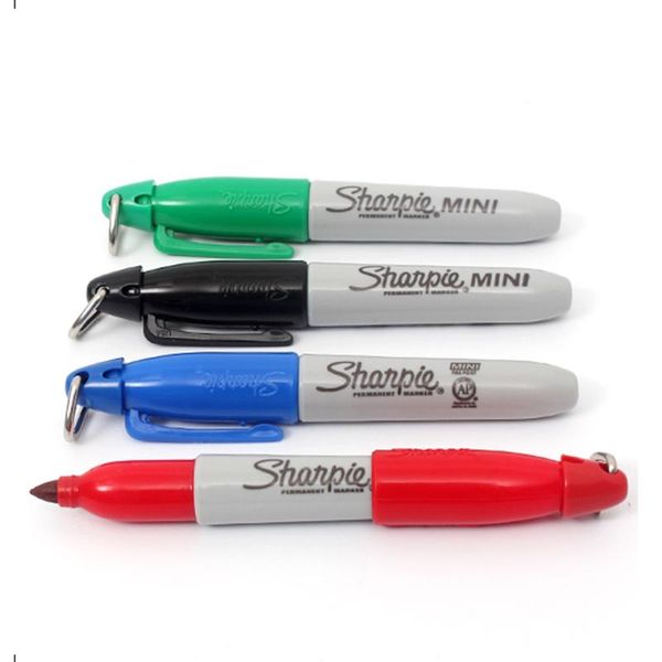 Markers USA Sharpie 35113 Mini pennarello compatto con portachiavi Carry pennarello oleoso Set di 4 colori/8 colori